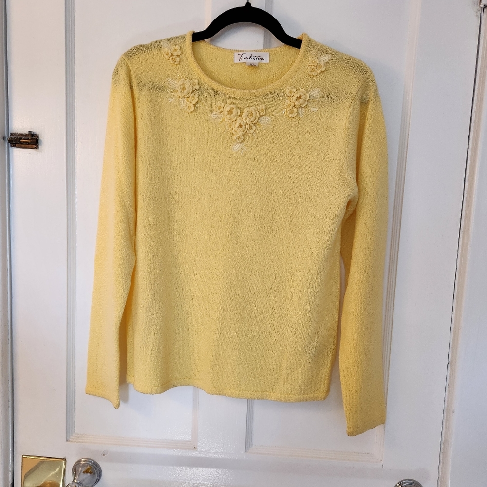 💛Vintage Yellow Cottagecore Sweater💛